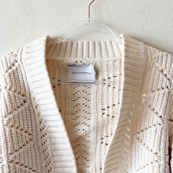 KING & TUCKFIELD Pointelle Knit Merino Wool Cardigan In Cream - Picture 4 of 9